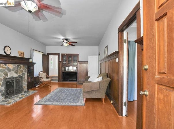 325 S 2Nd St, Rio Vista, CA 94571