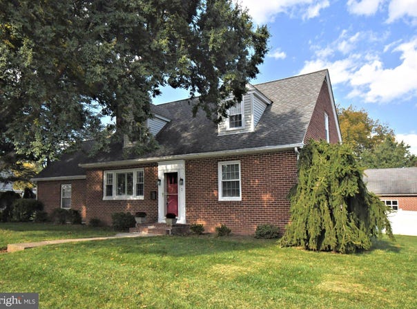 715 DELAWARE Avenue, LANSDALE, PA 19446