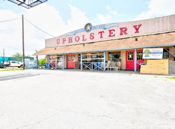 3159 Junction Hwy, Ingram, TX 78025