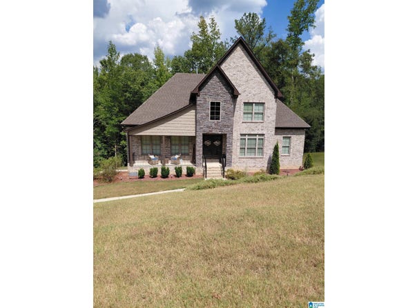 2017 GREY OAKS TERRACE, PELHAM, AL 35124