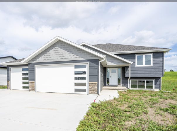 1912 2nd Ave SE, Le Mars, IA 51031