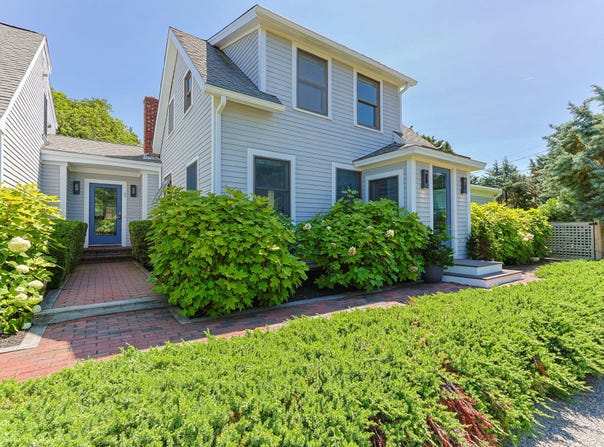 73 Franklin Street, Provincetown, MA 02657