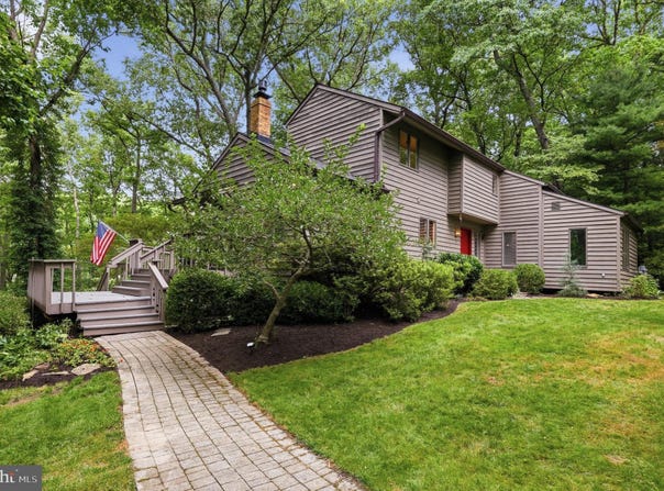 23 KITZBUHEL Road, PARKTON, MD 21120