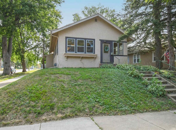 1900 S Norton Ave, Sioux Falls, SD 57105