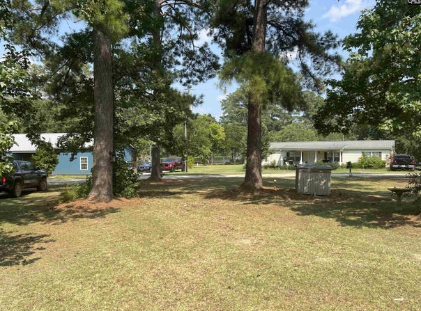 154 Harbors End Drive, Saluda, SC 29138