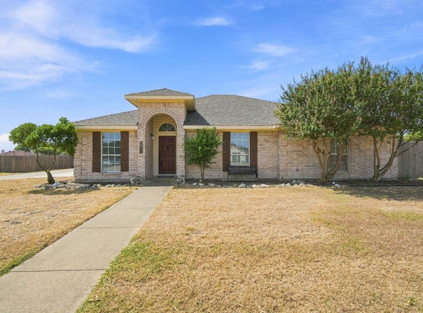 760 S Ridge Drive, Midlothian, TX 76065