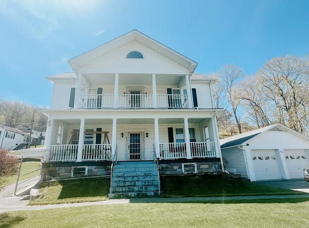 221 Surface Drive, Tazewell, VA 24651