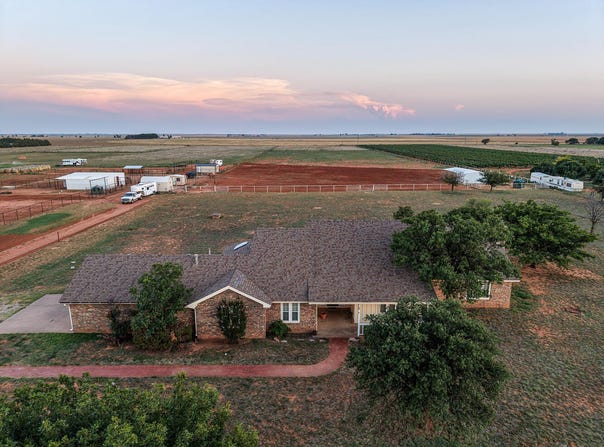 10025 Woodrow Road, Ropesville, TX 79358
