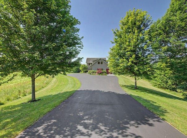 156 Barstow Road, Gorham, ME 04038
