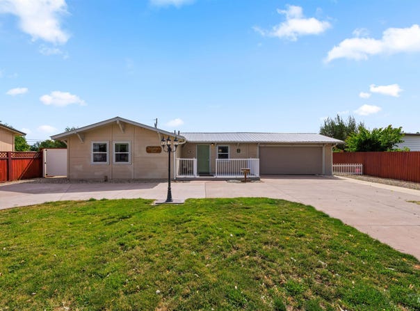 688 Meadow Dr, Emmett, ID 83617