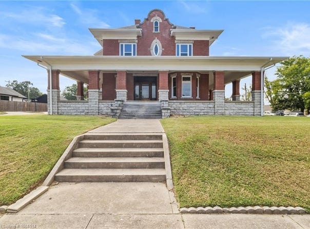 500 S 19th ST, Fort Smith, AR 72901