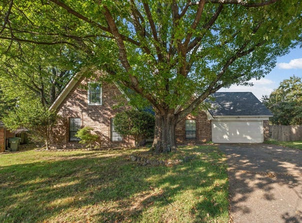 7770 JUNIPER Cv, Memphis, TN 38016