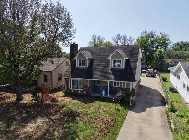 1313 W 1ST ST, Coffeyville, KS 67337