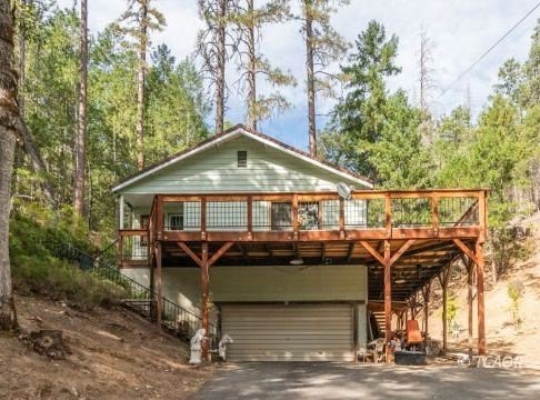 100 Carr Place, Lewiston, CA 96052