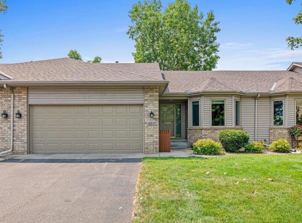 12317 74th Avenue N, Maple Grove, MN 55369