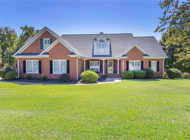 208 Dandelion Trail, Anderson, SC 29621