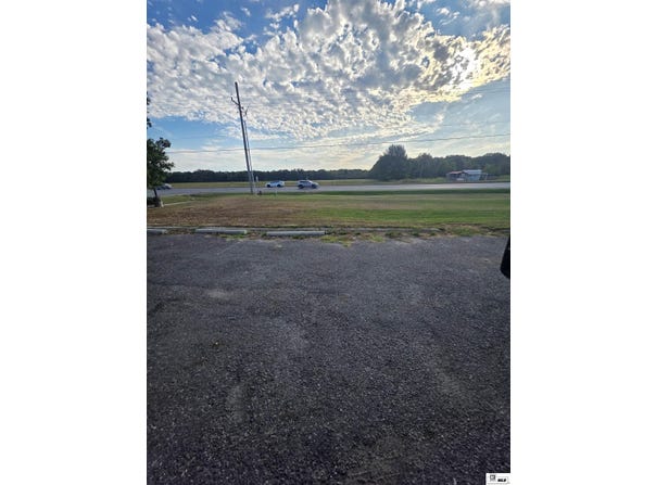 FRONT STREET, Winnsboro, LA 71295