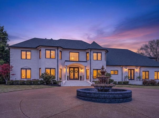 9376 FOREST WIND Cv, Collierville, TN 38017