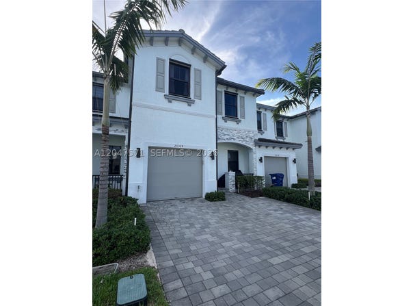 20368 NW 4th Path, Miami Gardens, FL 33169