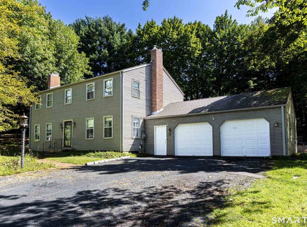 17 Greendale Avenue, Cromwell, CT 06416