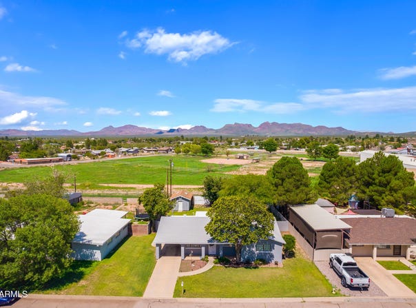 1545 MISSION Drive, Douglas, AZ 85607