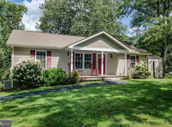 486 HIDDEN VIEW Lane, FRONT ROYAL, VA 22630