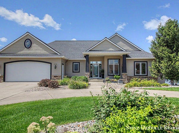 9121 24th Avenue, Jenison, MI 49428