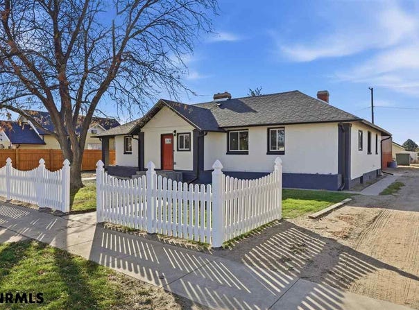 1712 22ND AVENUE, Mitchell, NE 69357