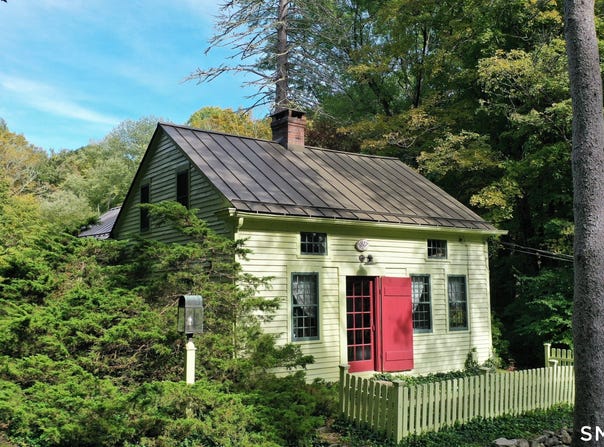 50 Southbury Road, Roxbury, CT 06783