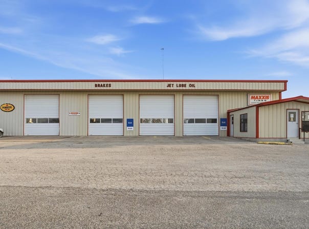 112 Santa Anna Avenue, Coleman, TX 76834