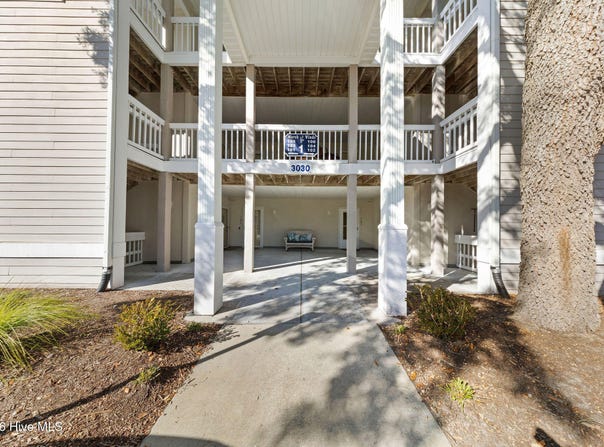 3030 Marsh Winds Circle, Southport, NC 28461