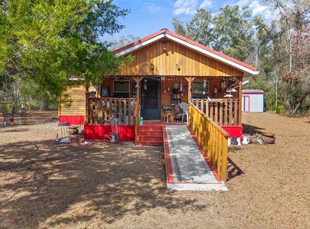 306 SE 168th Ave, Old Town, FL 32680