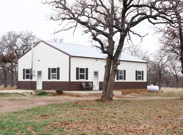 2126 County Rd 103, Comanche, TX 76442