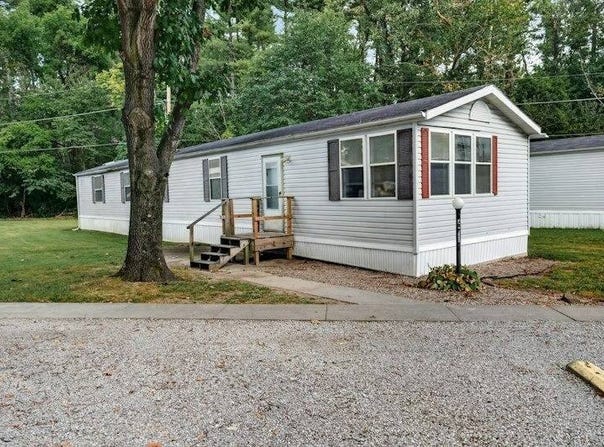 6174 S Sandstone St. lot: 14, Terre Haute, IN 47802