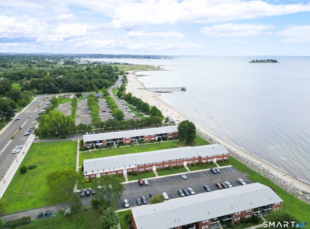 65 E Broadway, Milford, CT 06460