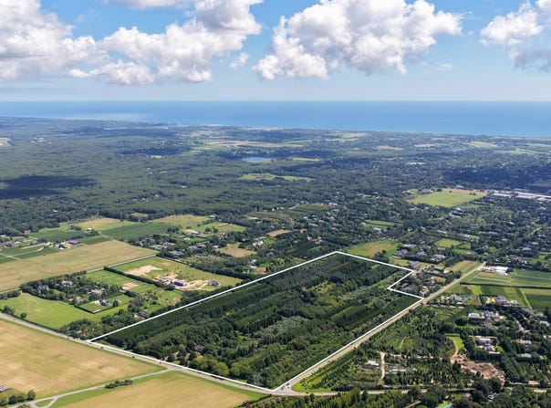 861 BUTTER LN, Bridgehampton, NY 11932