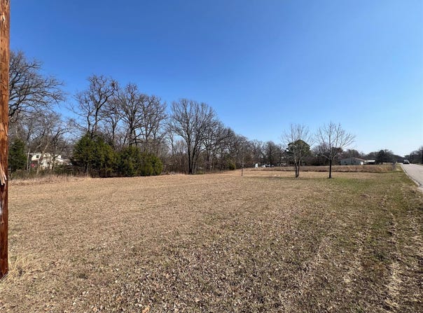 47 Kanakoa Drive, Tool, TX 75143