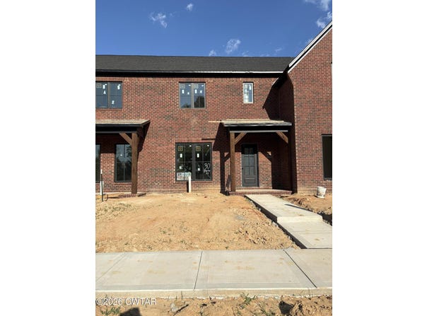 30 Barton Hill Boulevard, Jackson, TN 38305