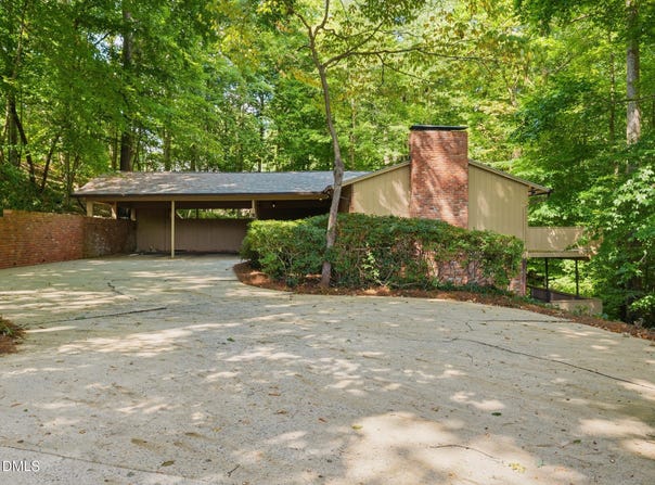 706 Queensferry Road, Cary, NC 27511