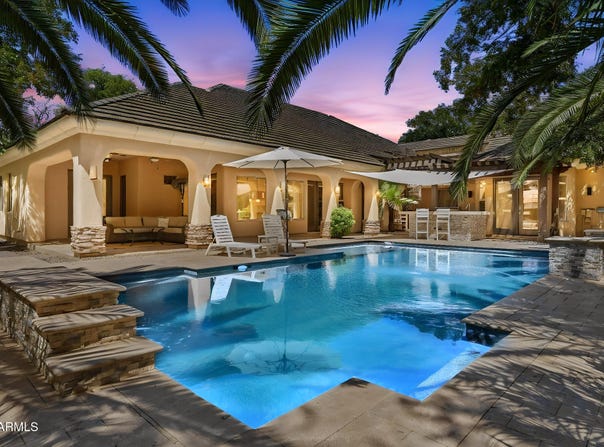 15445 E BRONCO Court, Gilbert, AZ 85298