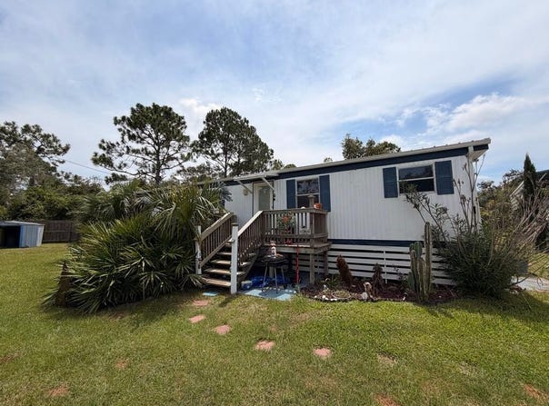 7550 SW 122nd Ter, Cedar Key, FL 32625