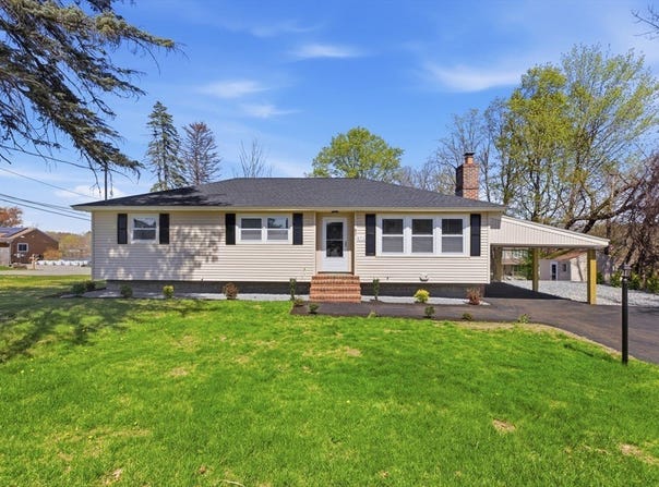 671 Nashua Rd, Dracut, MA 01826