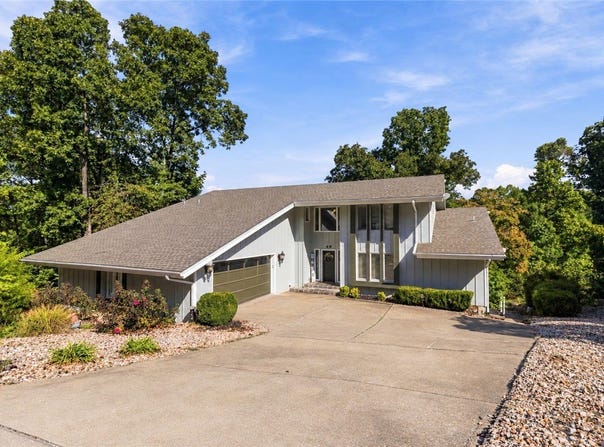 40 Branchwood Drive, Bella Vista, AR 72715