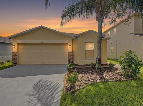 7838 CARRIAGE POINTE Drive, GIBSONTON, FL 33534