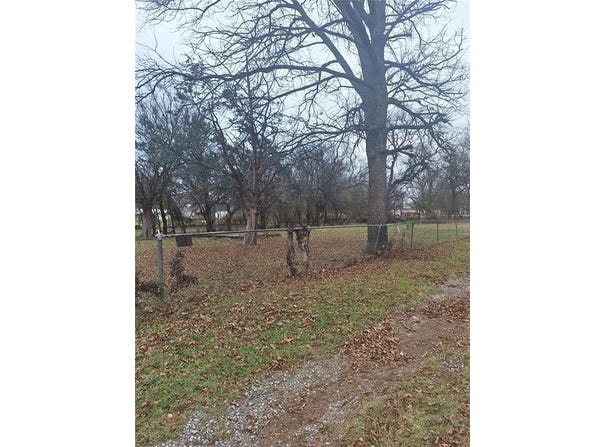 908 SW 4th Street, Lawton, OK 73501