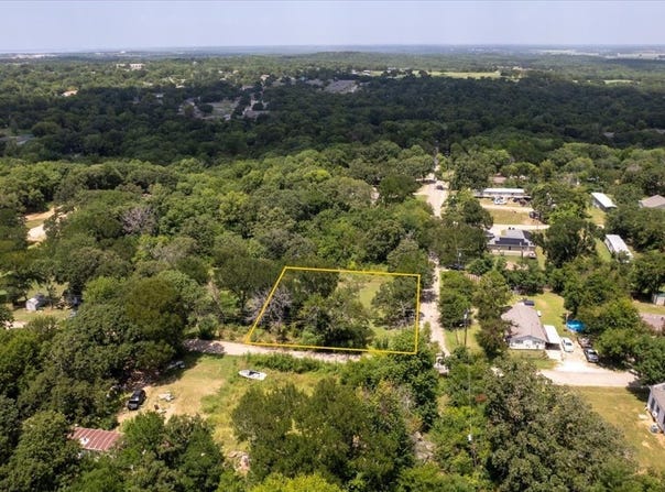 E Morgan Street, Denison, TX 75021