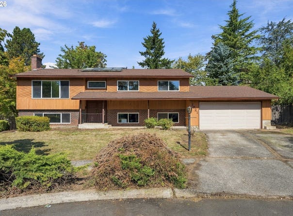 2821 SW WILLOWBROOK Ct, Gresham, OR 97080