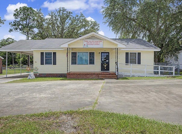 2021 Palmyra Road, Albany, GA 31701
