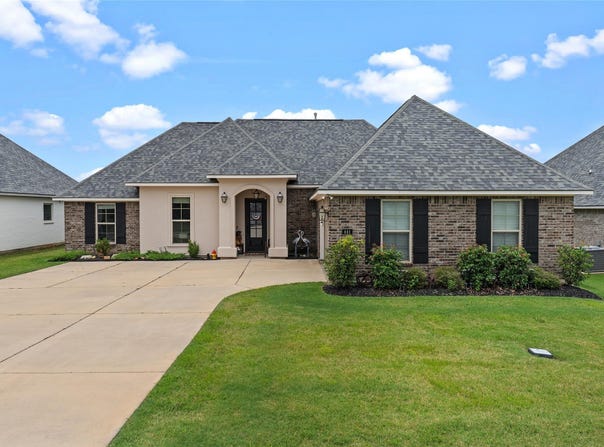 441 N Lost River Drive, Benton, LA 71006