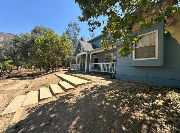 41059 Grouse Dr, Three Rivers, CA 93271
